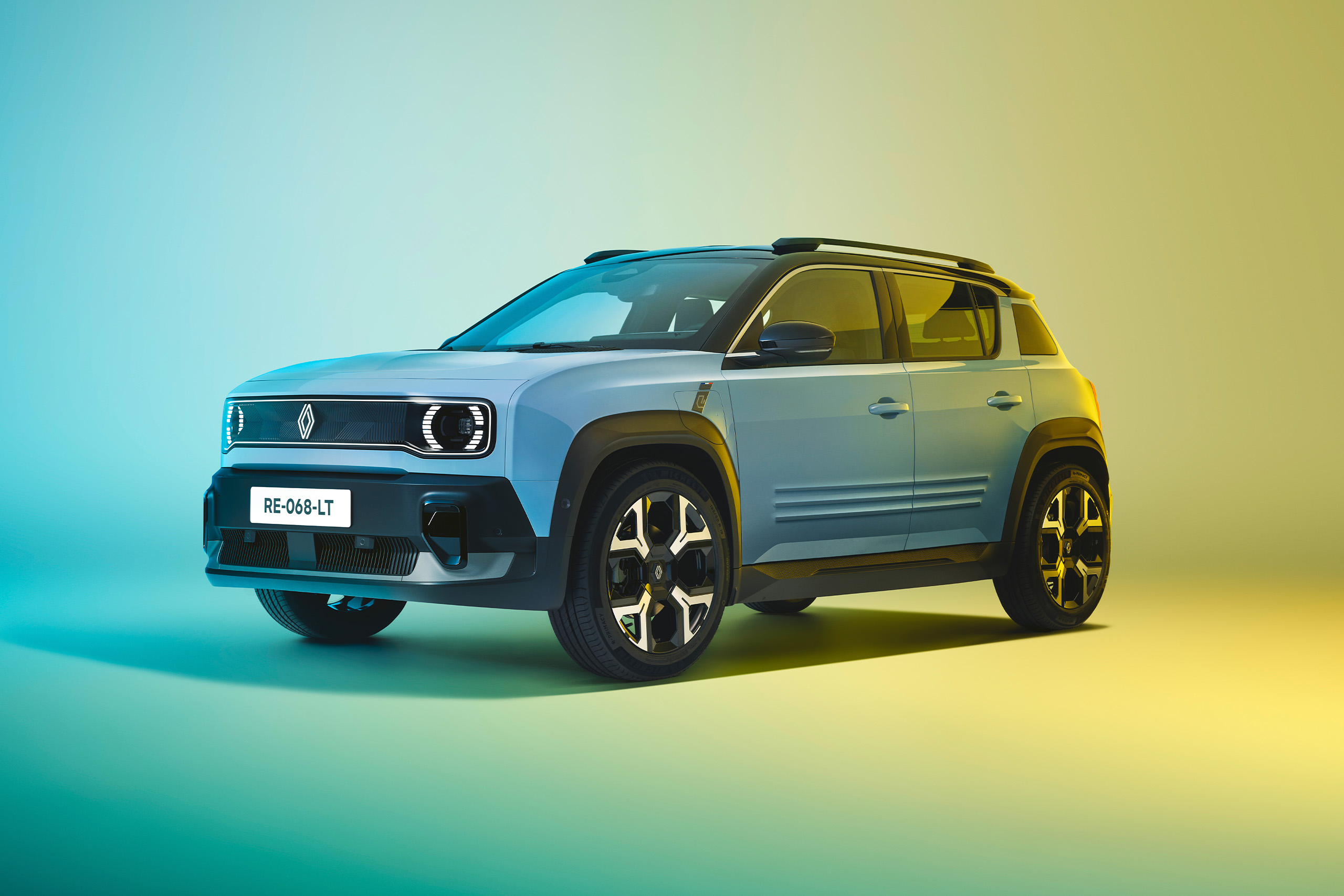 RENAULT 4 E-TECH ELECTRIC